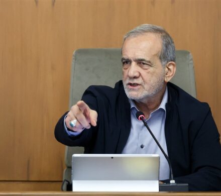پزشکیان: تا امروز ارز داده‌ایم اما رانت توزیع شده است