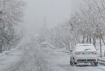 جادههای ۲۰ استان برفی و بارانی هستند